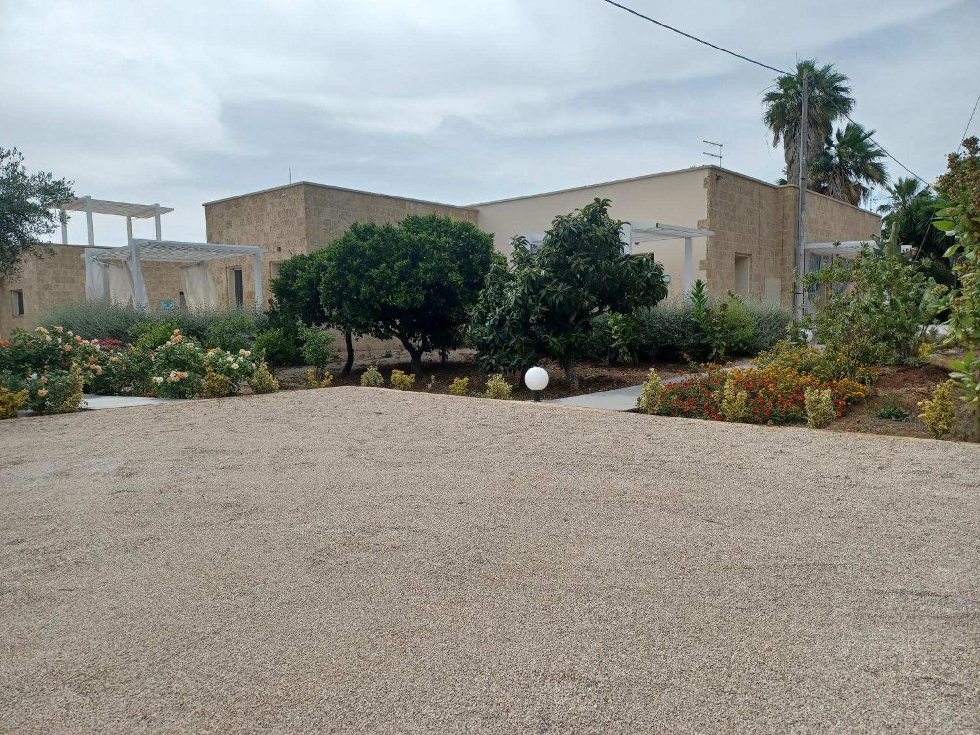 Zeituna Lodge A Porto Cesareo Torre Lapillo Esterno foto